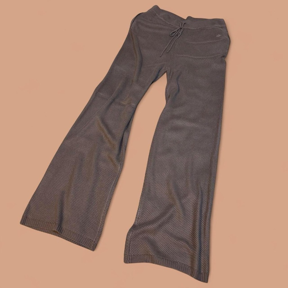 Victoria’s Secret PINK taupe waffle knit loungewear pants size M